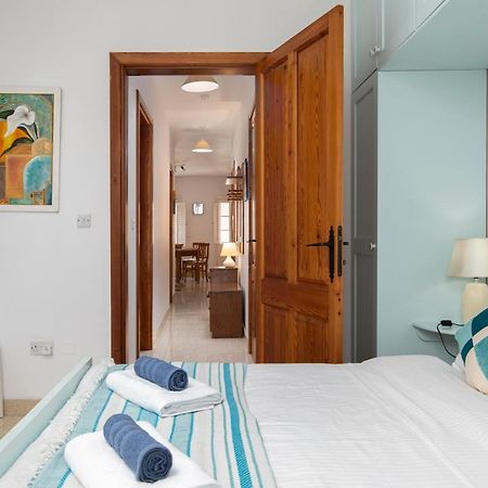 Modern 2Br Apartment Close To Sea, In The Heart Of スリーマ エクステリア 写真