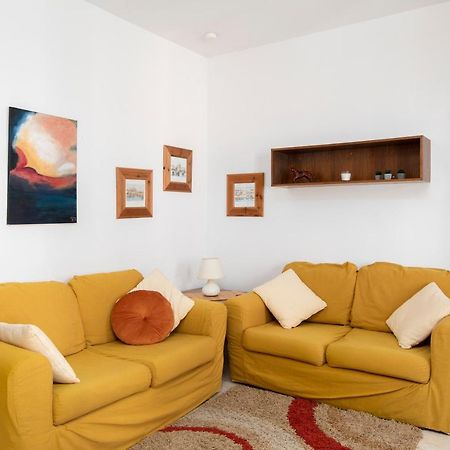 Modern 2Br Apartment Close To Sea, In The Heart Of スリーマ エクステリア 写真